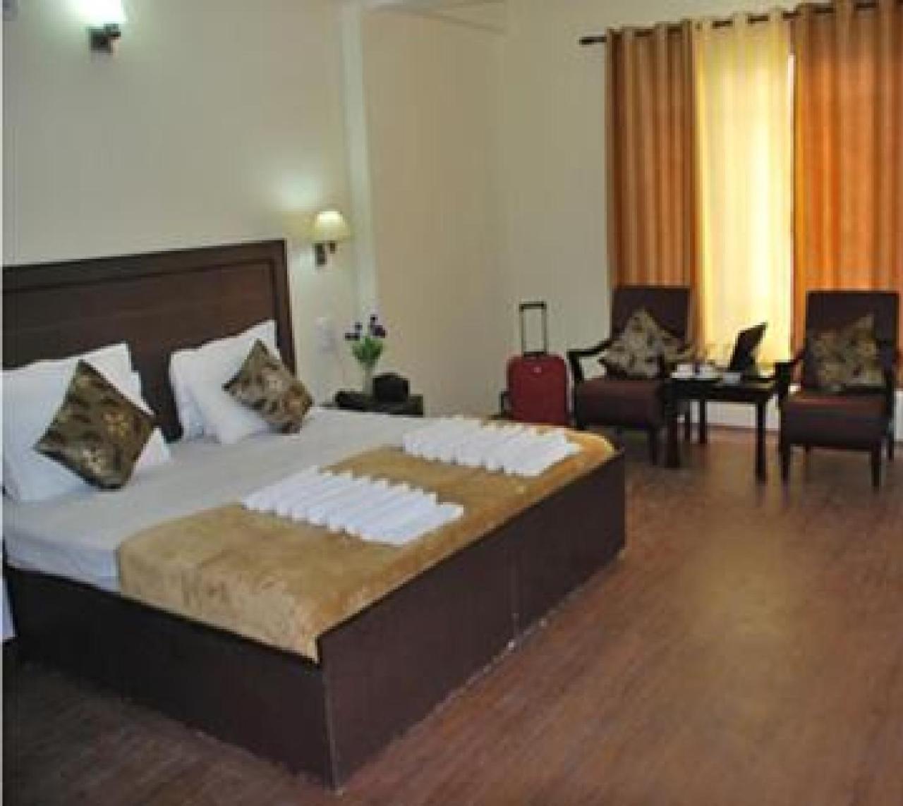 Hotel International Residency Kargil Ngoại thất bức ảnh
