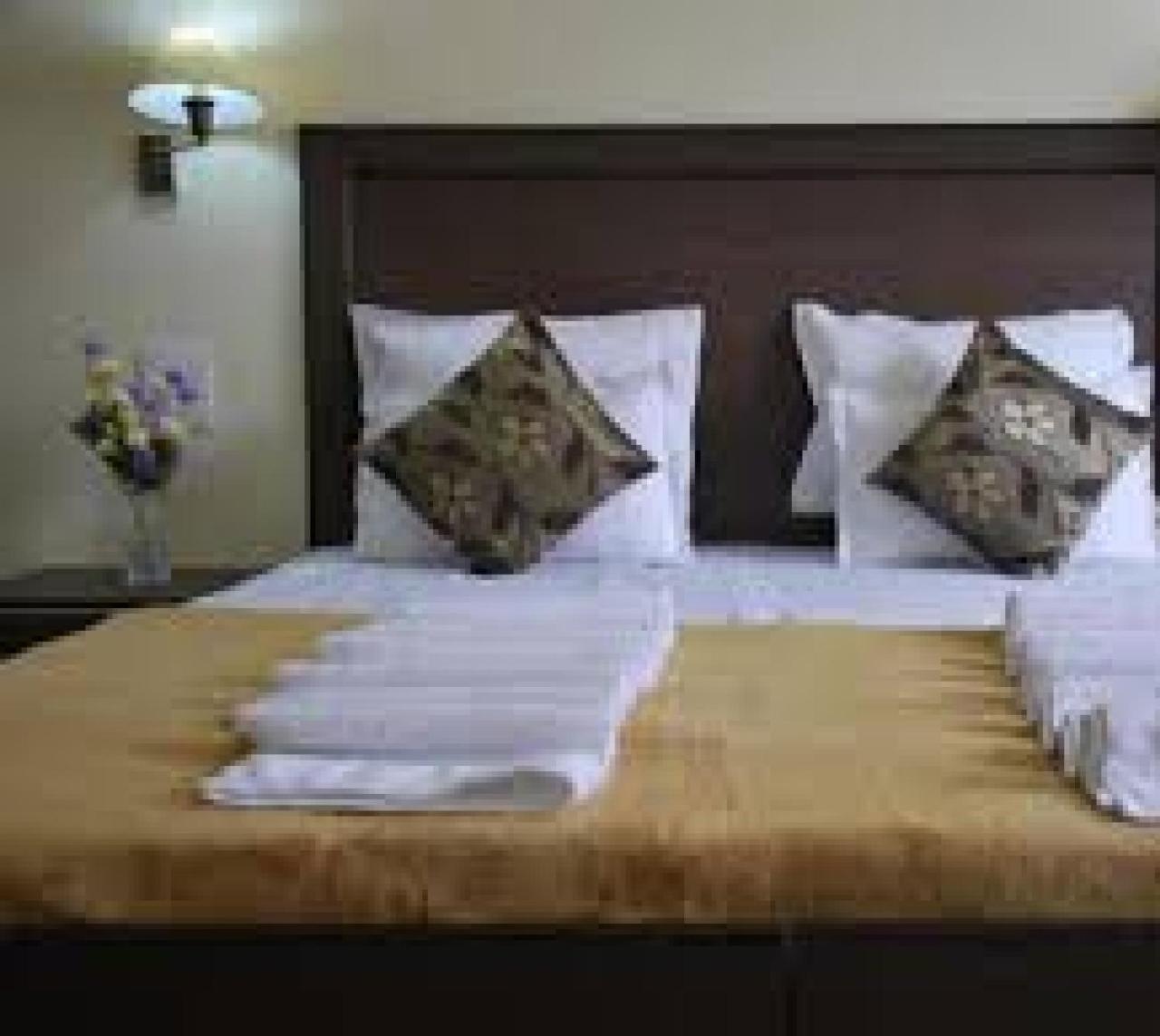 Hotel International Residency Kargil Ngoại thất bức ảnh